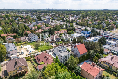 Dom Sprzedaż Łomianki