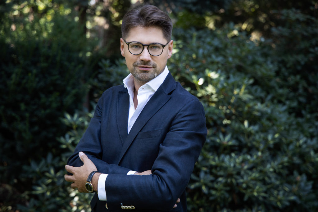 Agent-nieruchomosci-En-Casa-Premium-Real-Estate