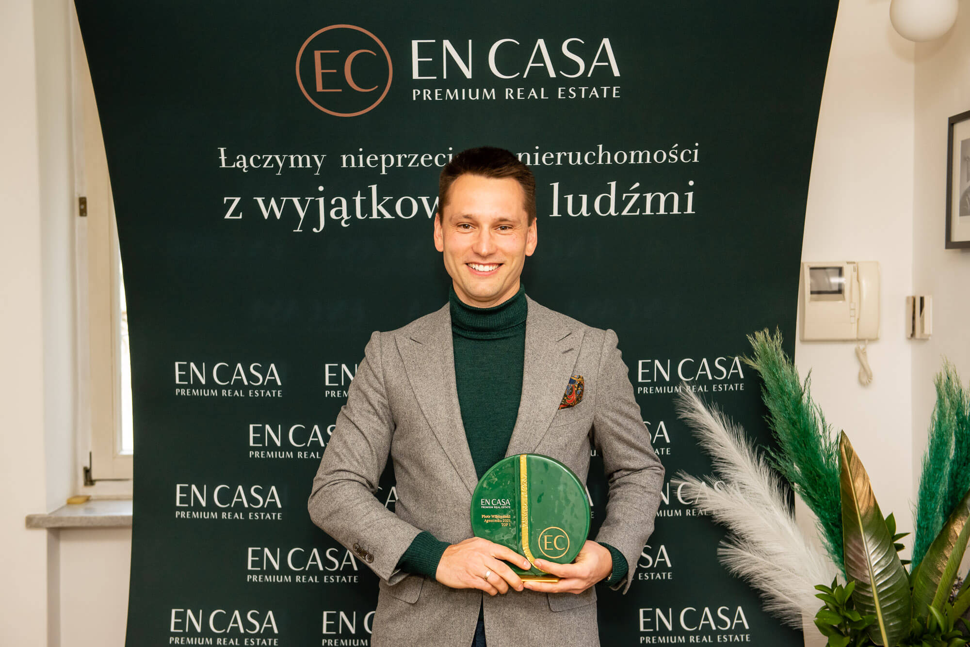 Piotr-Wilczynski-agent-nieruchomosci-En-Casa-Premium-Real-Estate