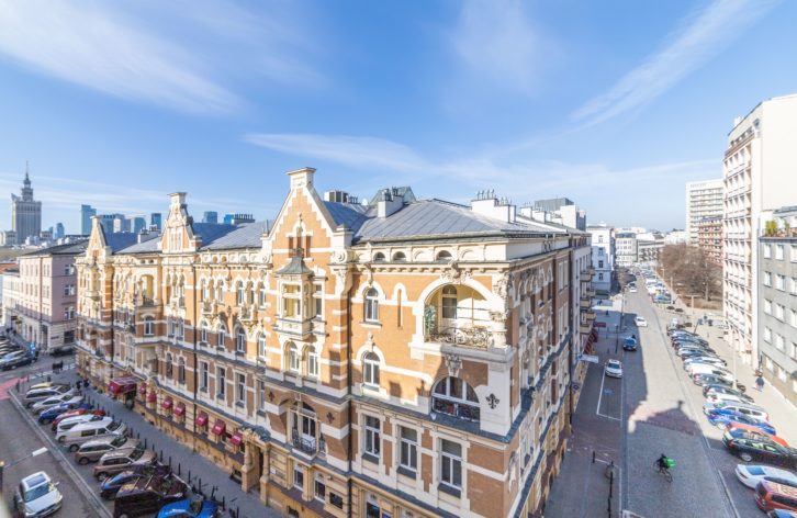 Perły architektury: Limitowana kolekcja apartamentów premium w kamienicach